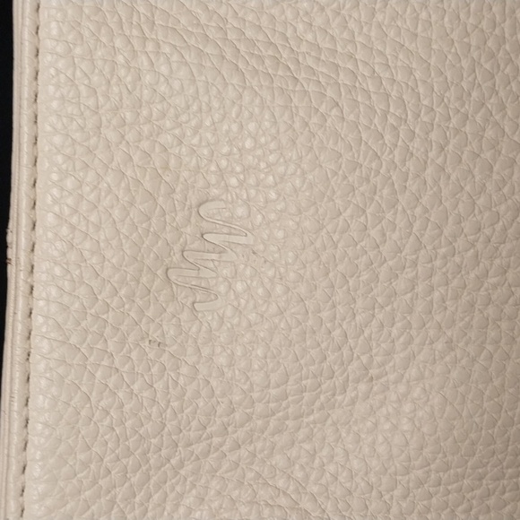 Purse - Picture 2 of 6